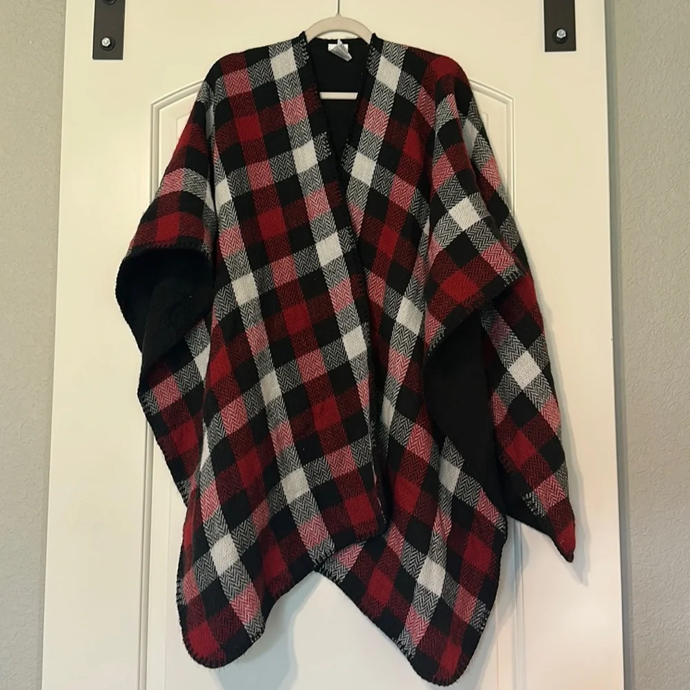 Sweater Wrap - Picture 1 of 2